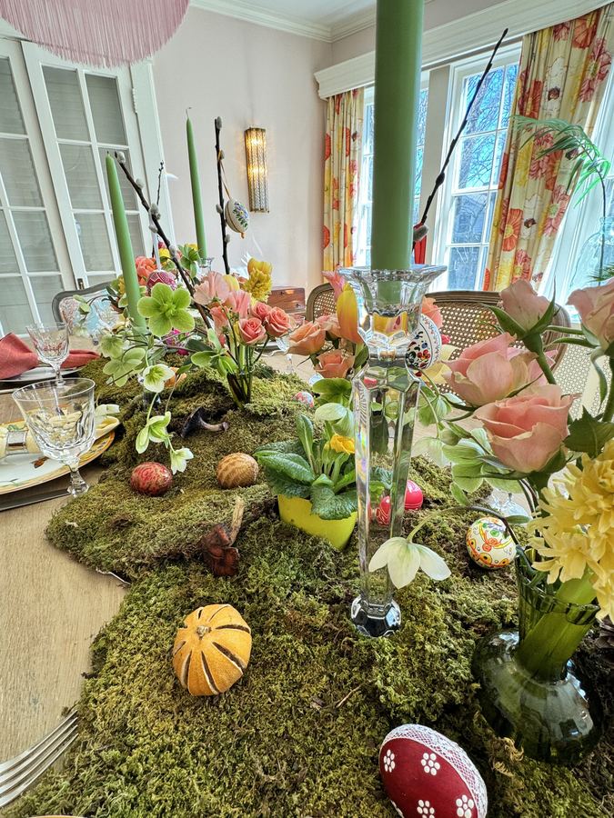 Easter close, moss, Czech eggs, tulips, green taper