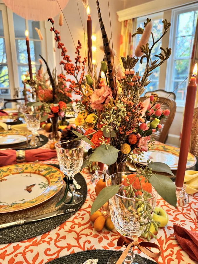Thanksgiving centerpiece with feathers