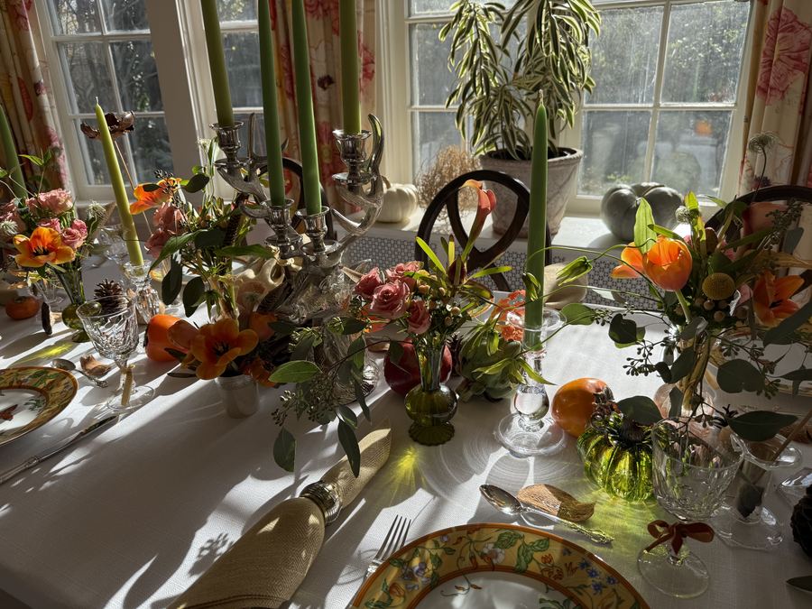 Thanksgiving close, gold-rim plates and small vases